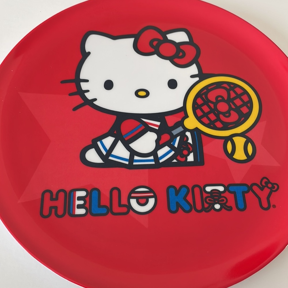 Hello Kitty Plate - Picture 3 of 3